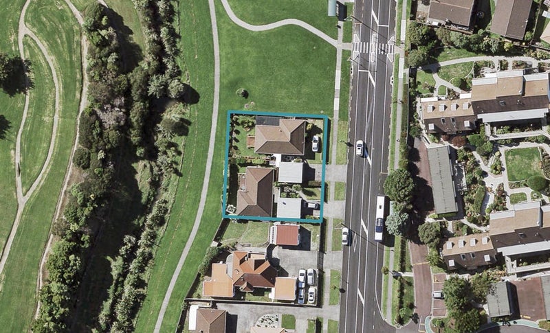 1/55 Aviemore Drive, Highland Park, Auckland - Carousel 1