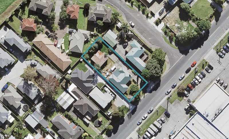 152 Hepburn Road, Glendene, Auckland - Carousel 1