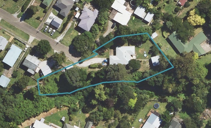 1 Walsh Street, Mangapapa, Gisborne - Carousel 1