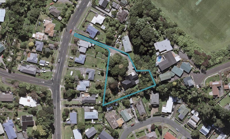27B Awanui Street, Merrilands, New Plymouth - Carousel 1
