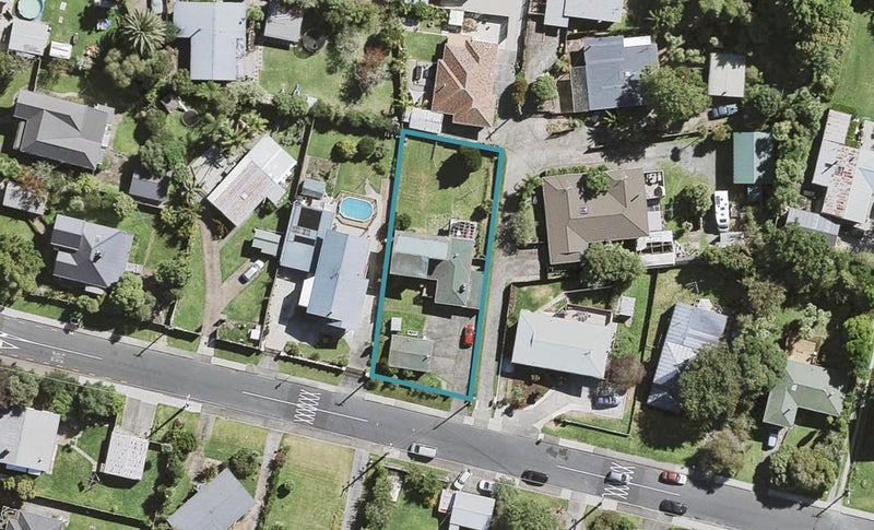 19 Woodvale Road, Glen Eden, Auckland - Carousel 1