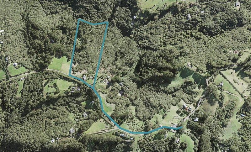 144 Lone Kauri Road, Karekare, Auckland - Carousel 1