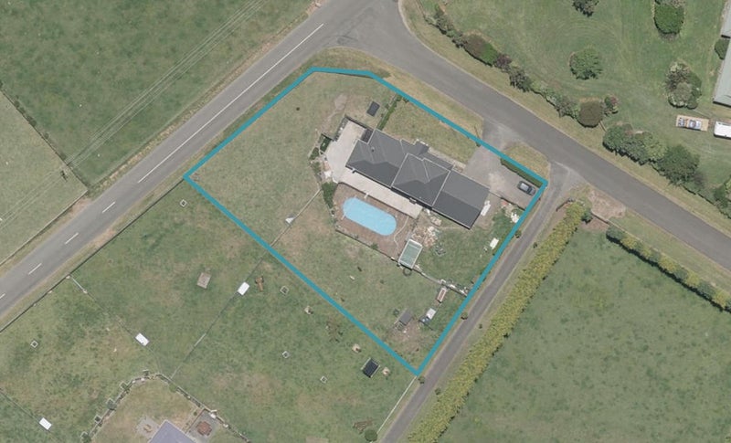 2A Onetere Drive, Whanganui Airport, Whanganui - Carousel 1