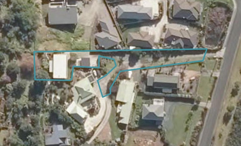 20 Beach Road, Onerahi, Whangarei - Carousel 1