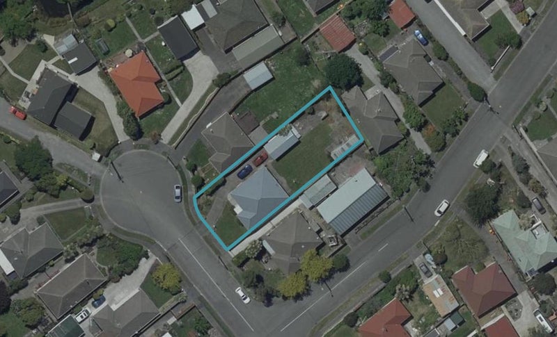 16 Kinnaird Place, Hillmorton, Christchurch - Carousel 1