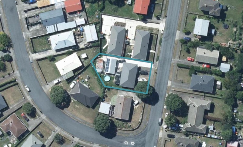 28 Kokiri Crescent, Waitangirua, Porirua - Carousel 1