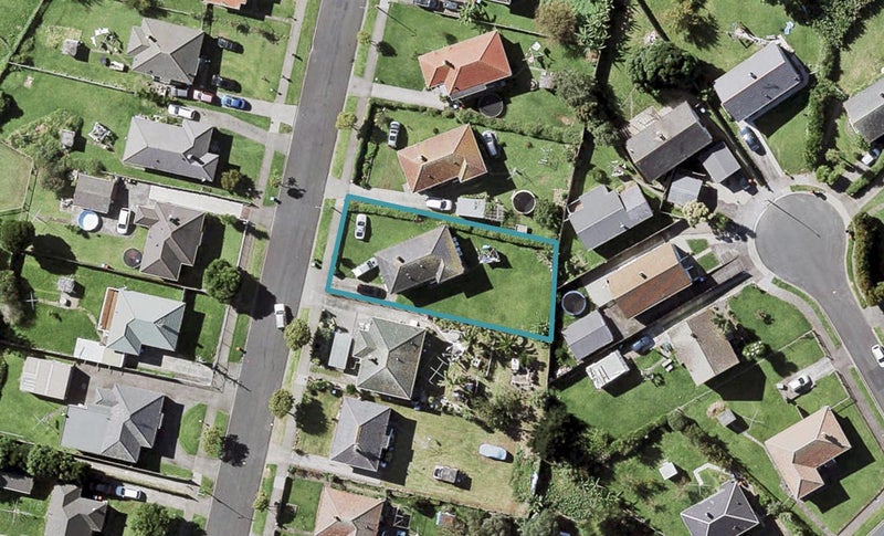 28 Heatherbank Street, Glen Innes, Auckland - Carousel 1