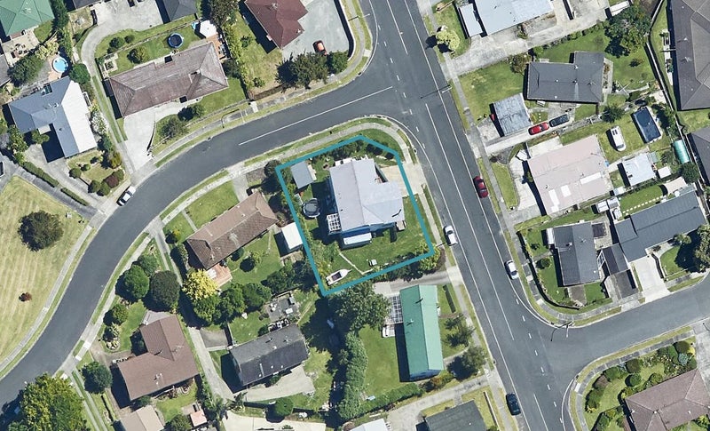 24 Sylvania Drive, Matua, Tauranga - Carousel 1