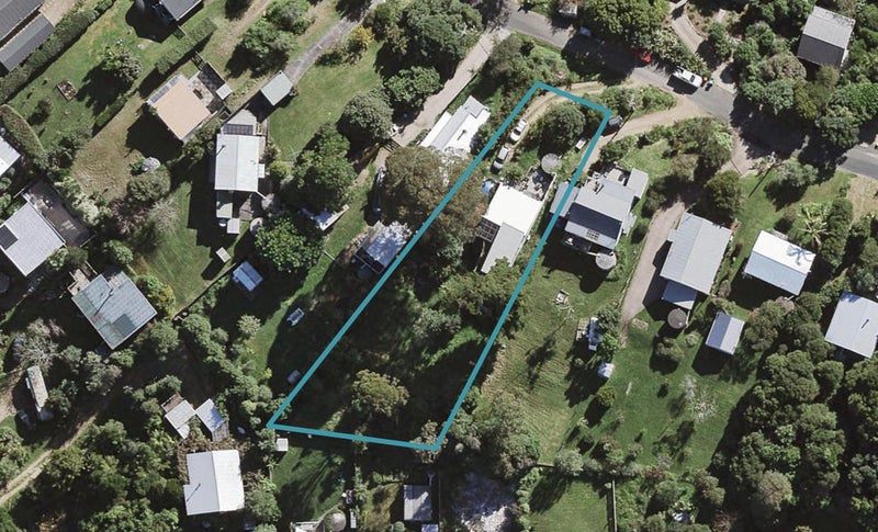 24 Trig Hill Road, Onetangi, Waiheke Island - Carousel 1