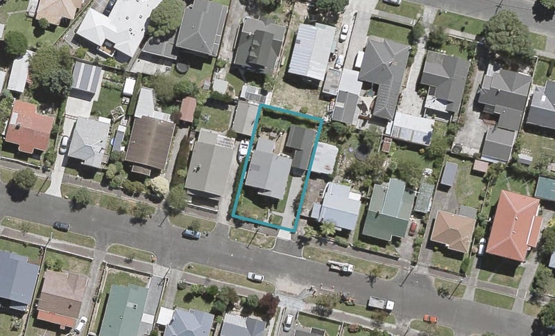 15 Hume Street, Alicetown, Lower Hutt - Carousel 1