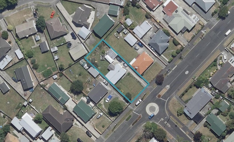 14 Pine Avenue, Bader, Hamilton - Carousel 1