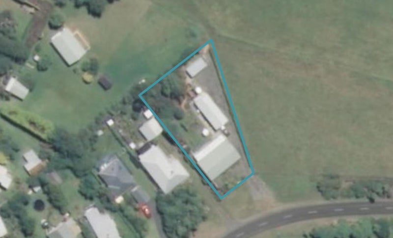652 Waikawa Beach Road, Waikawa Beach, Levin - Carousel 1