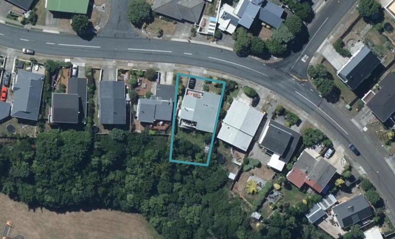 60 Eskdale Road, Papakowhai, Porirua - Carousel 1