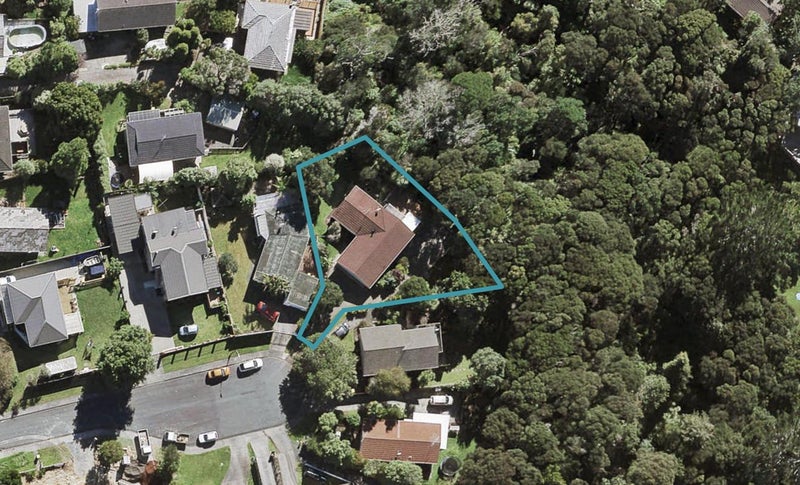 8 Classic Grove, Bayview, Auckland - Carousel 1