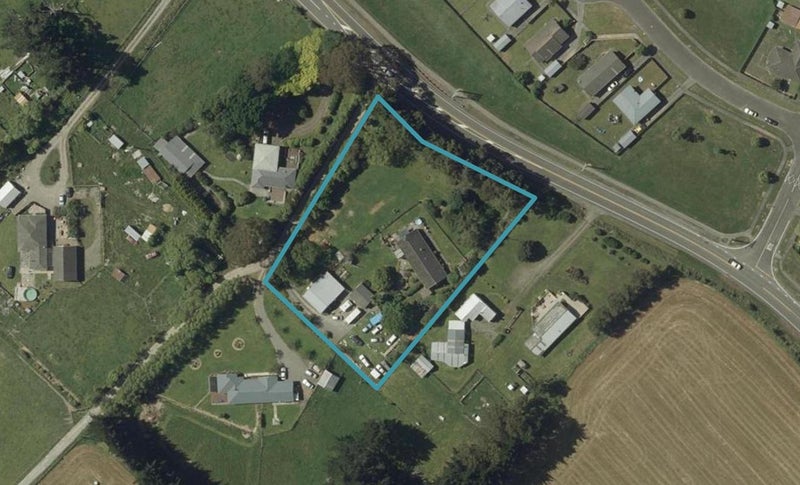 73 Camp Road, Linton, Palmerston North - Carousel 1