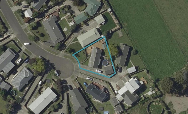 12 Charles Cross Street, Longburn, Palmerston North - Carousel 1