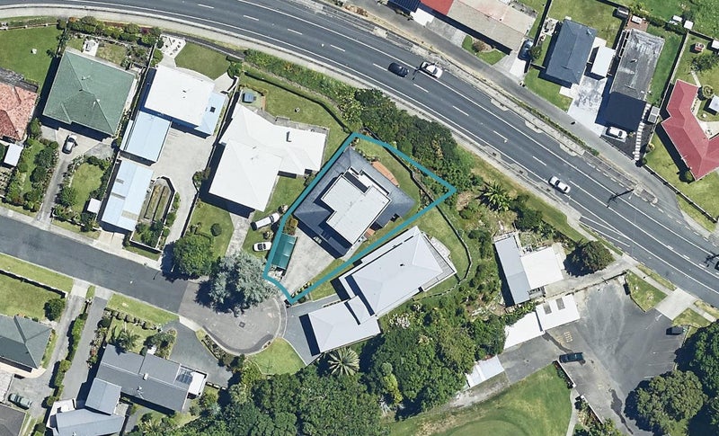12 Acklam Avenue, Otumoetai, Tauranga - Carousel 1