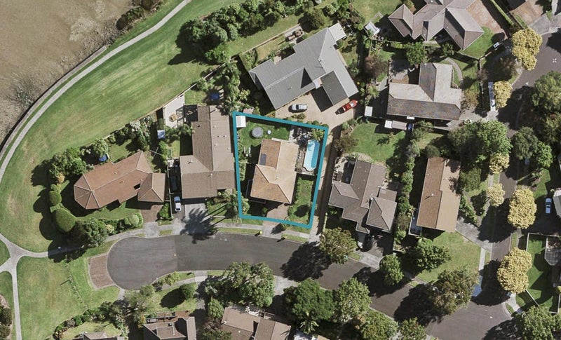 19 Emory Drive, Conifer Grove, Takanini - Carousel 1