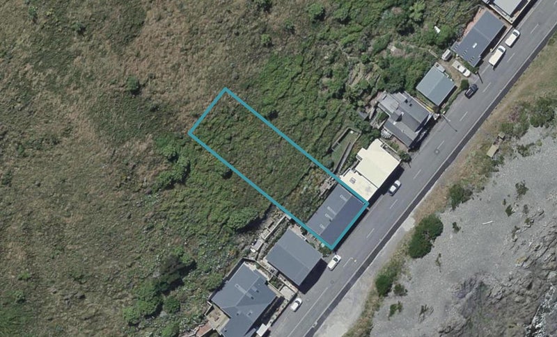 136 Owhiro Bay Parade, Owhiro Bay, Wellington - Carousel 1