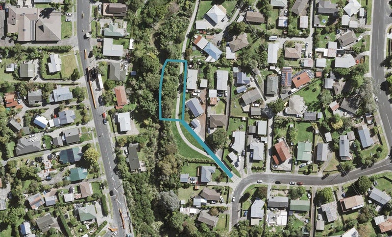 13C Inver Street, Glen Eden, Auckland - Carousel 1