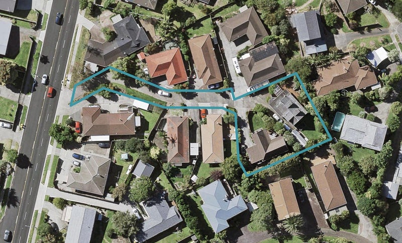 2/5 Rosca Lane, Sunnyhills, Auckland - Carousel 1