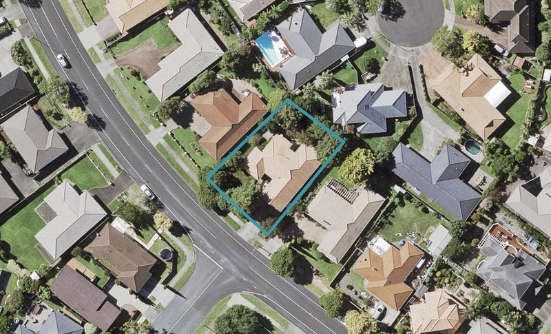 19 Kilimanjaro Drive, Northpark, Auckland - Carousel 1