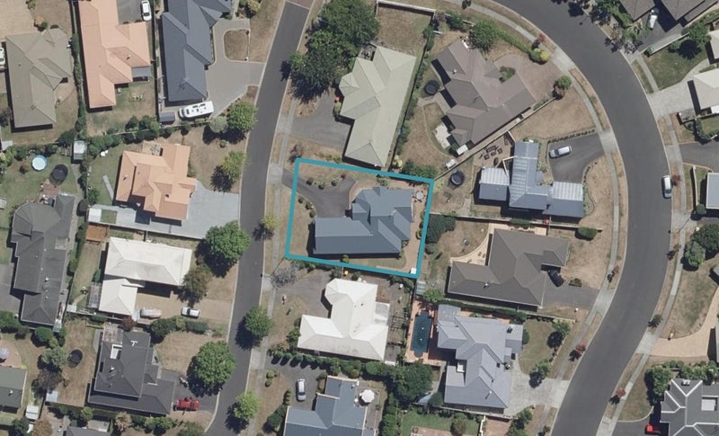 3 Castlewold Place, Huntington, Hamilton - Carousel 1
