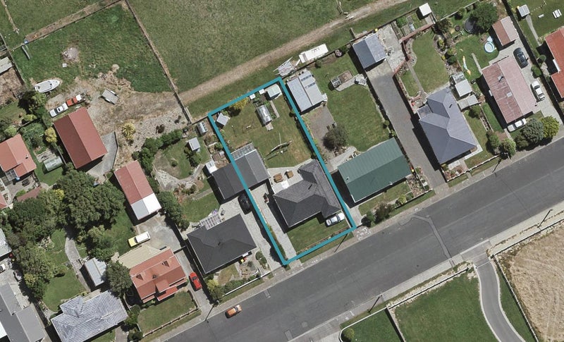 18 Enniskillen Street, Clifton, Invercargill - Carousel 1