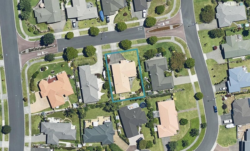 8 Chiswick Avenue, Bethlehem, Tauranga - Carousel 1