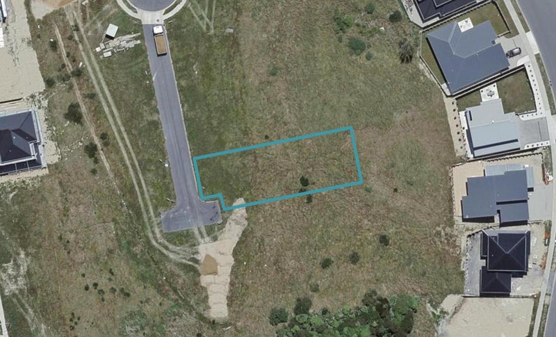 15 Hattersley Grove, Churton Park, Wellington - Carousel 1