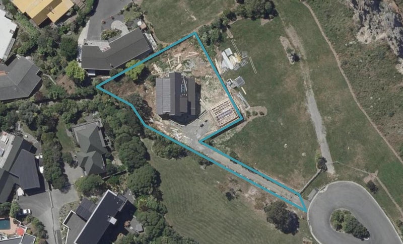 29 Glendevere Terrace, Redcliffs, Christchurch - Carousel 1