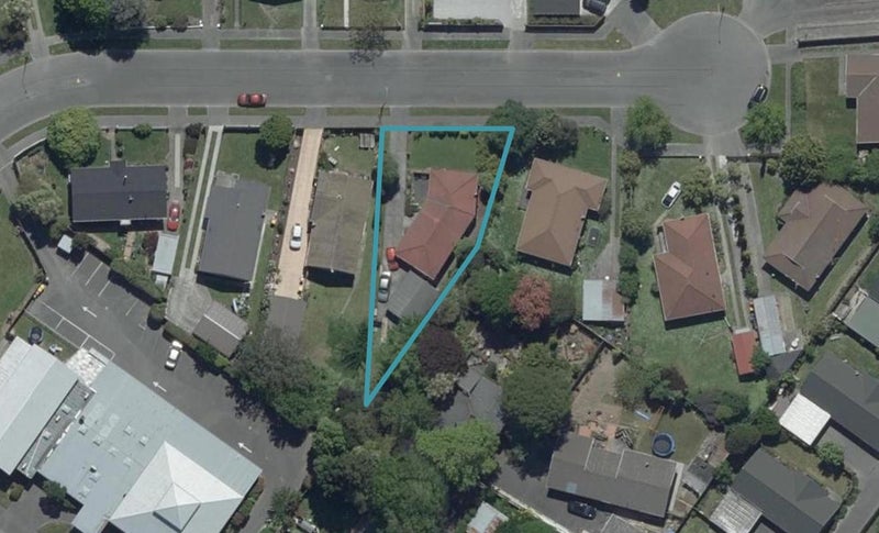 18 La Perouse Place, Northcote, Christchurch - Carousel 1