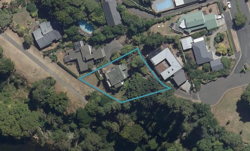 1A Sillary Street, Hamilton East, Hamilton - Carousel 1