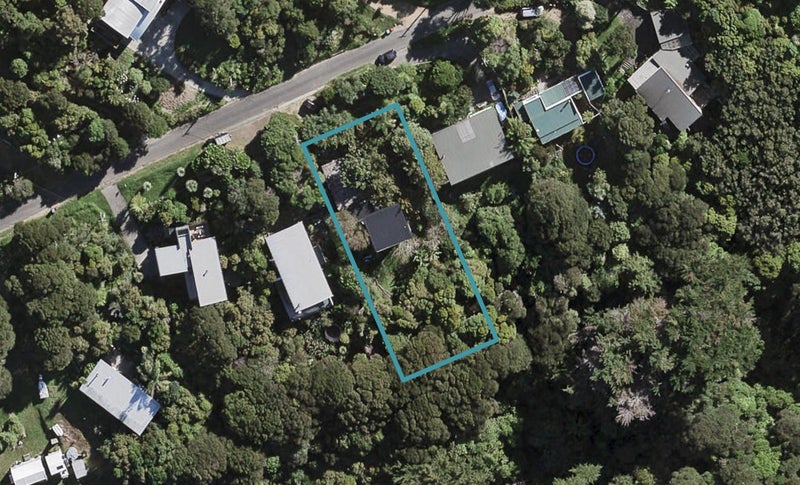 23 Makora Avenue, Oneroa, Waiheke Island - Carousel 1