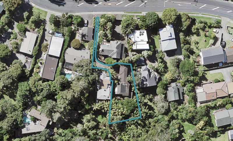 240 Beach Road, Campbells Bay, Auckland - Carousel 1