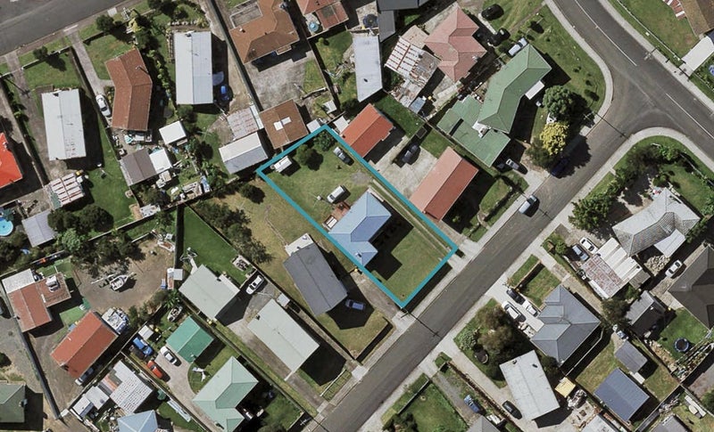 5 Whitley Crescent, Otara, Auckland - Carousel 1