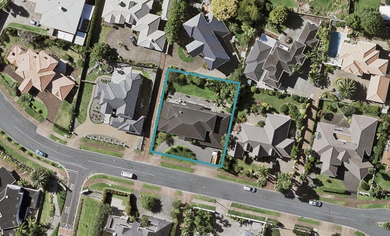22 Manor Park, Sunnyhills, Auckland - Carousel 1