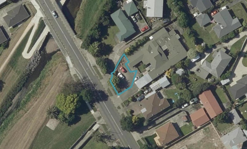 4/61 Botanical Road, Takaro, Palmerston North - Carousel 1