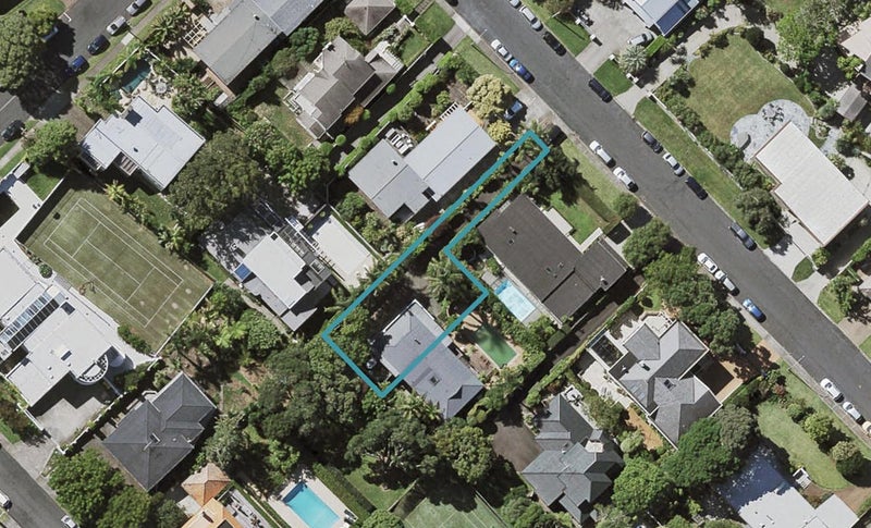 32A Lake View Road, Takapuna, Auckland - Carousel 1