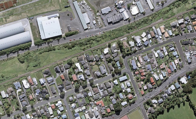 10A Whiteley Street, Moturoa, New Plymouth - Carousel 1