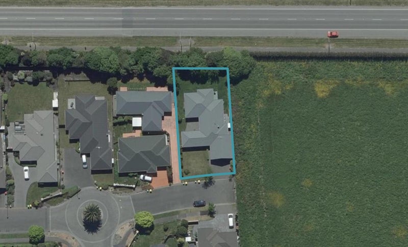 33 Havana Gardens, Shirley, Christchurch - Carousel 1