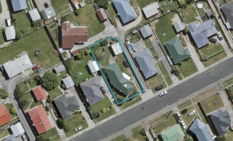 18 Hyde Street, Clifton, Invercargill - Carousel 1
