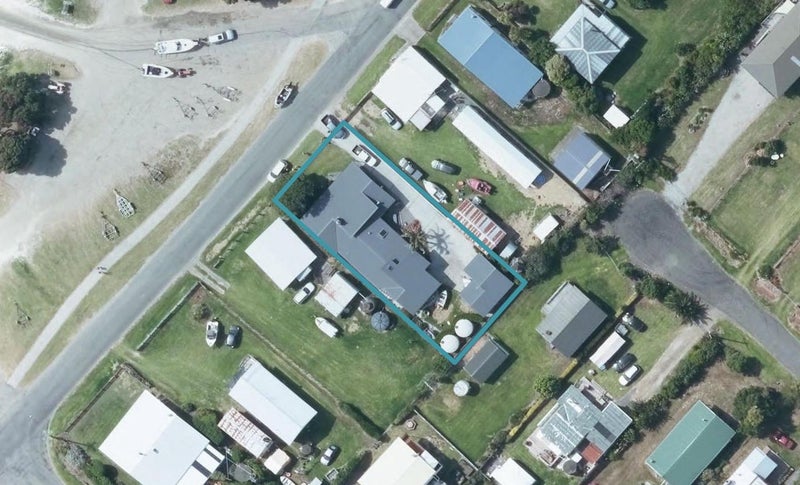155 Newcastle Street, MAHIA, NUHAKA - Carousel 1