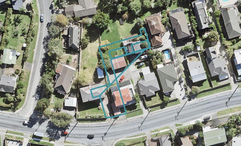1/147A Carlisle Road, Northcross, Auckland - Carousel 1
