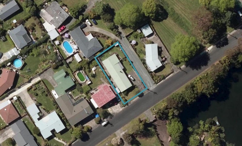 15 Takahe Street, Tikipunga, Whangarei - Carousel 1