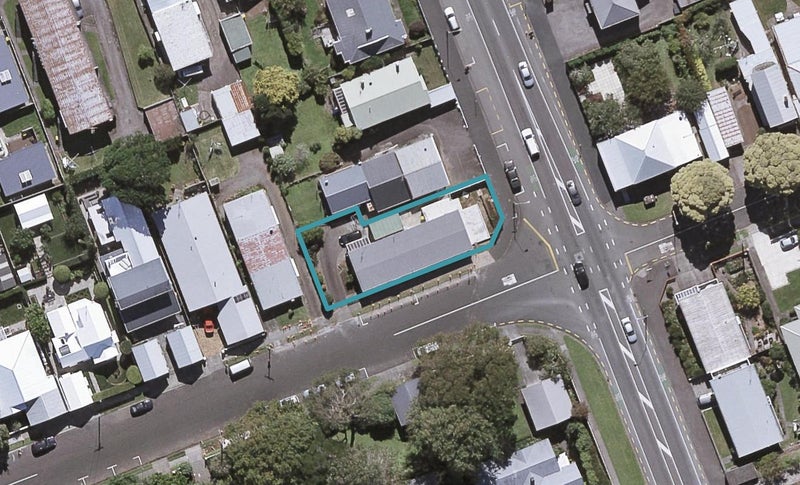 97 Pendarves Street, New Plymouth, New Plymouth - Carousel 1