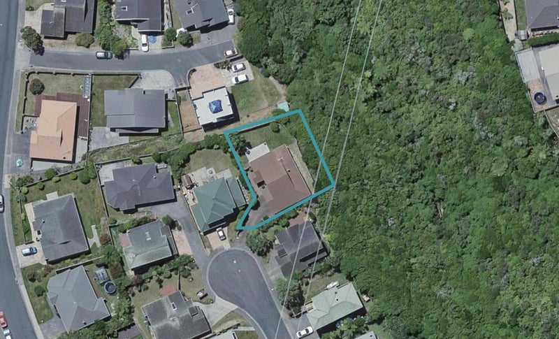 11 Northwood Close, Woodridge, Wellington - Carousel 1
