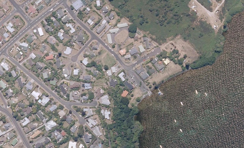 28 Alberta Street, Acacia Bay, Taupo - Carousel 1