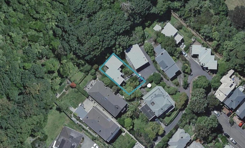 24 Upton Terrace, Thorndon, Wellington - Carousel 1