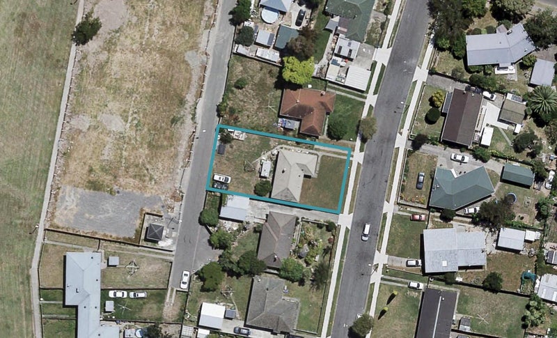 5 Scully Crescent, Onekawa, Napier - Carousel 1